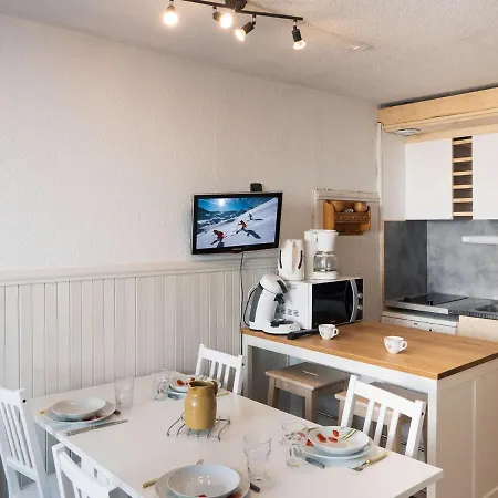 Cosy A Val Thorens, 4 Pers, Au Pied Des Pistes - Fr-1-637-72 Val Thorens